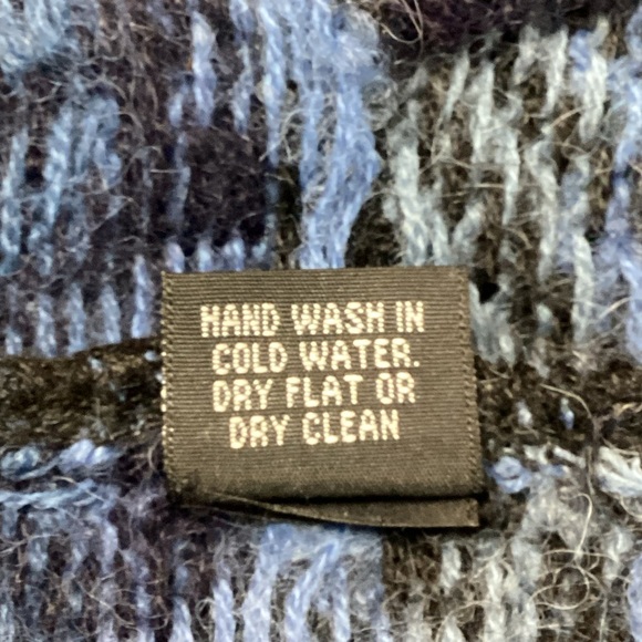 Intiwara Alpaca Button Cardigan Blue Black - Picture 10 of 11